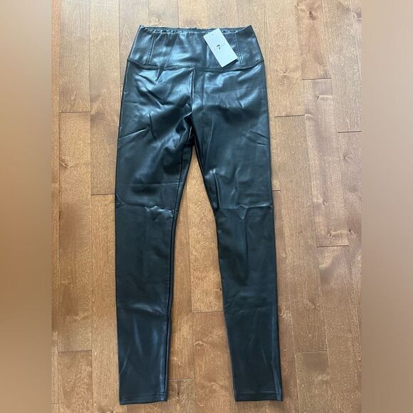 NWT 7 For All Mankind Black Faux Leather Leggings - Picture 2 of 7